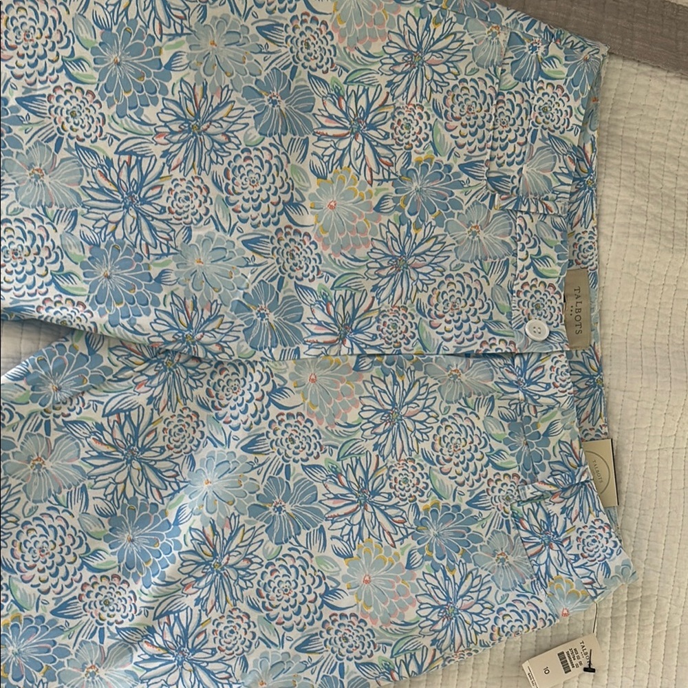 Talbots  Floral Print Pants New w tag  sz 10  Crop Light blue floral